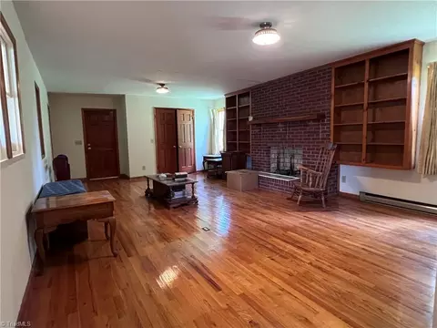 1394 Forrest Dr, Mount Airy, NC 27030 photo 12