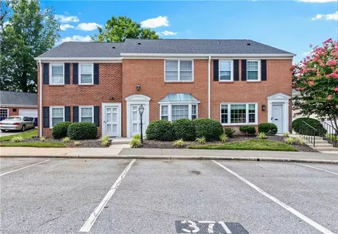 371 Hanover Arms Ct, Winston Salem, NC 27104