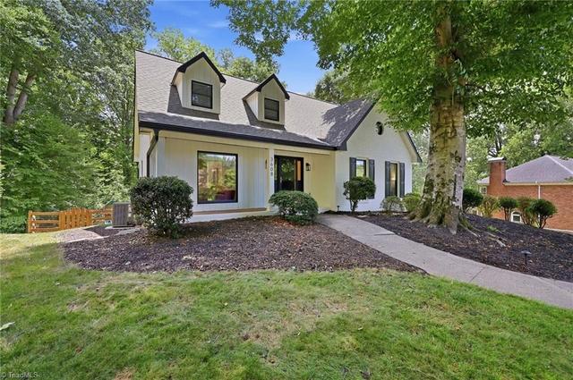 3608 Foxglove Dr, Winston Salem, NC 27106