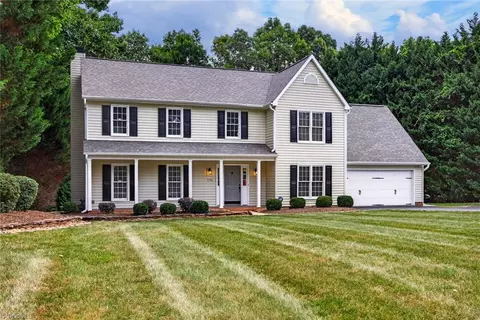 770 Somerset Dr, Winston Salem, NC 27103