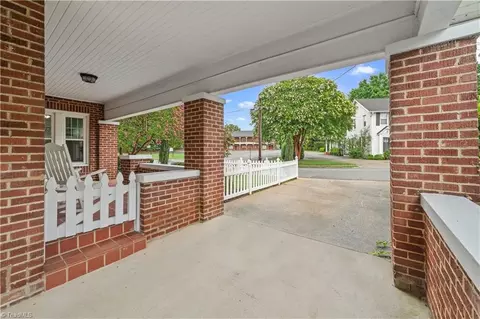 Exterior - 87 Hillcrest Dr, High Point, NC 27262 photo 10 of 12