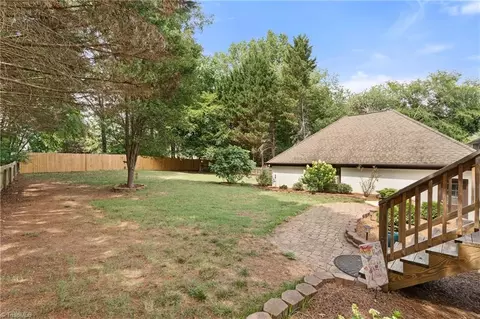 Exterior - 7049 Orchard Path Dr, Clemmons, NC 27012 photo 4 of 7