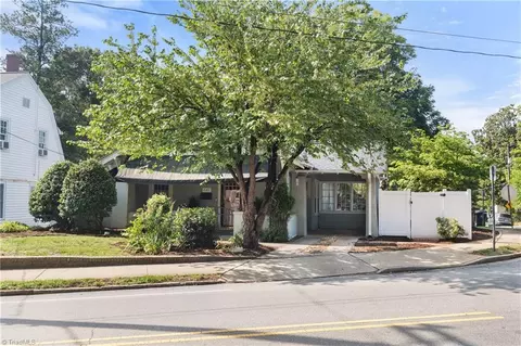 641 Hawthorne Rd S, Winston Salem, NC 27103