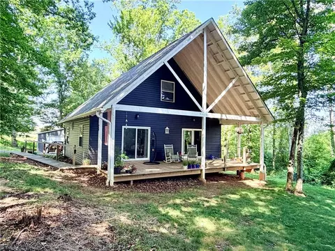 74 Forest Ln, Ennice, NC 28623