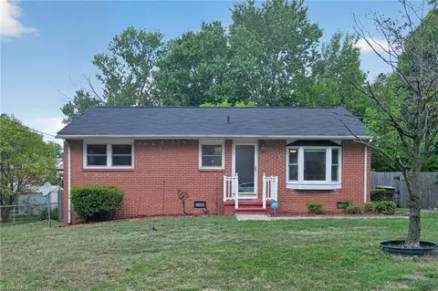 1603 17th St, Greensboro, NC 27405