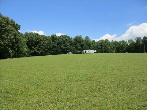 1287 Roaring Gap Rd, Thurmond, NC 28683