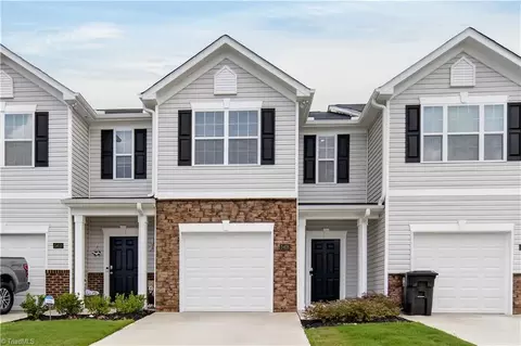 5408 Avery Dr, Trinity, NC 27370 photo 2