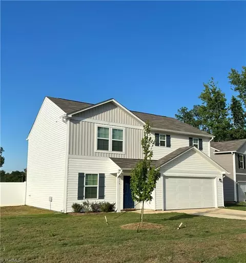 616 Pine Cone Ln, Lexington, NC 27292