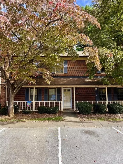 3131 Burke Mill Ct, Winston Salem, NC 27103
