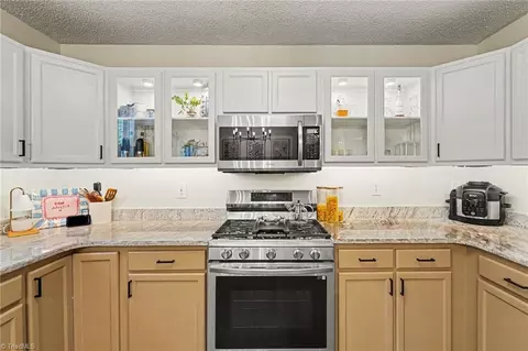 4243 Hunters Run, Trinity, NC 27370 photo 11