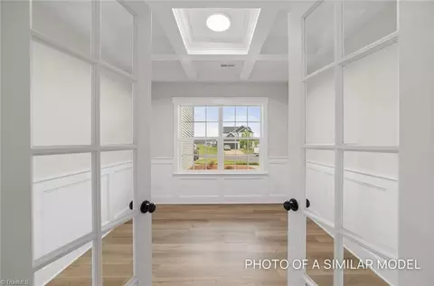 Entry Way - 109 Vine Maple Ct, King, NC 27021 photo 7 of 12
