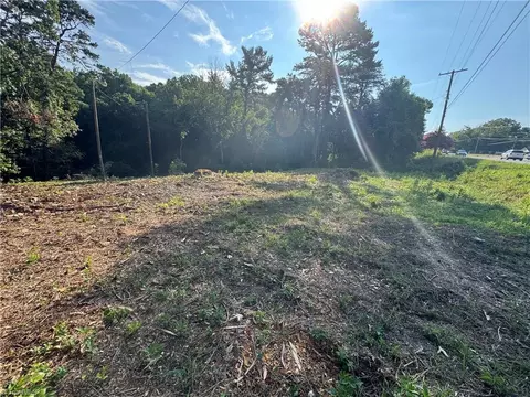 349 King St, King, NC 27021 photo 13