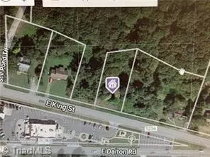 349 King St, King, NC 27021 photo 7