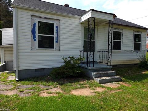 410 Worth St, Mount Airy, NC 27030