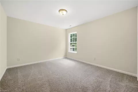 2211 Rindle Dr, High Point, NC 27262 photo 20