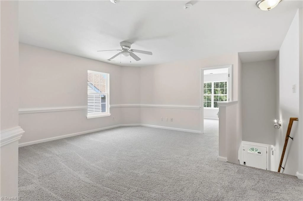2211 Rindle Dr, High Point, NC 27262 photo 13
