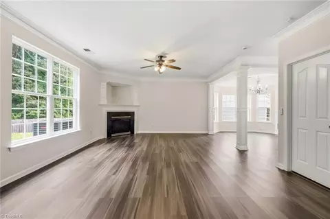 2211 Rindle Dr, High Point, NC 27262 photo 6