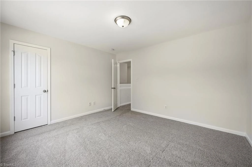 2211 Rindle Dr, High Point, NC 27262 photo 16