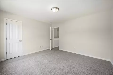 2211 Rindle Dr, High Point, NC 27262 photo 16