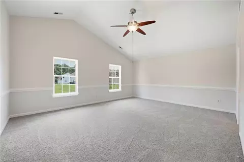 2211 Rindle Dr, High Point, NC 27262 photo 17