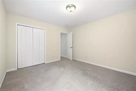 2211 Rindle Dr, High Point, NC 27262 photo 21