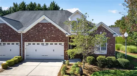 6 Jacobs Way, Greensboro, NC 27455