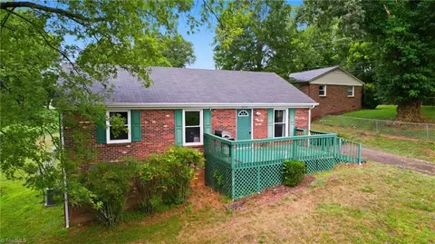 3020 Pearson St, North Wilkesboro, NC 28659