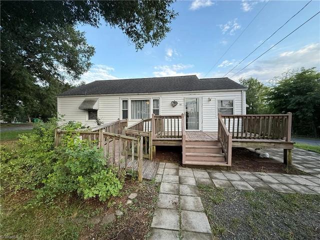 200 Mebane St, Stoneville, NC 27048