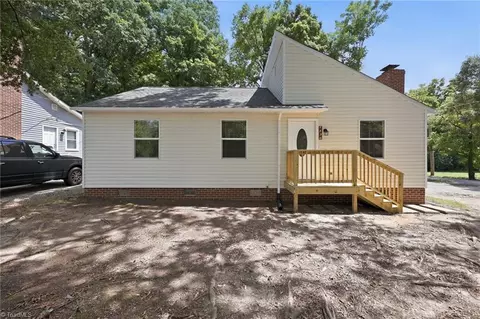 1136 Montlieu Ave, High Point, NC 27262
