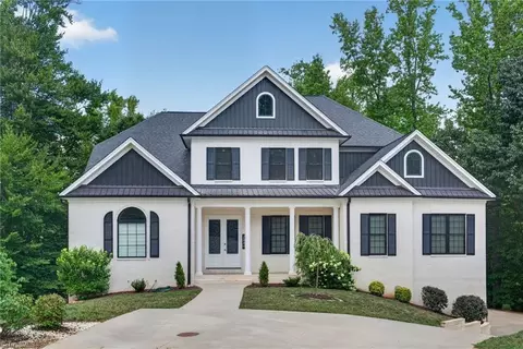 2840 Creekfield Way, Winston Salem, NC 27106