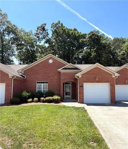 375 Northbridge Dr, High Point, NC 27265
