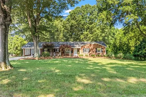 4216 Rayfield Dr, Winston Salem, NC 27107