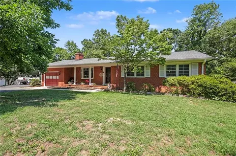 2804 Keck Dr, Burlington, NC 27215
