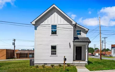117 Piedmont St, Reidsville, NC 27320