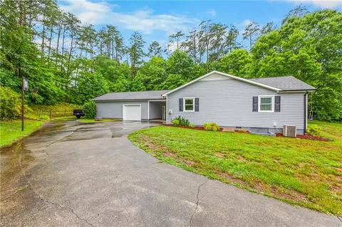 945 Rhine Rd, Germanton, NC 27019 photo 29