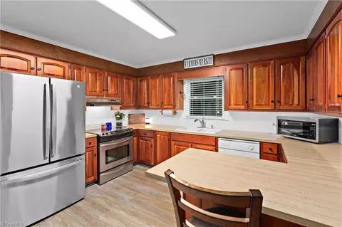 945 Rhine Rd, Germanton, NC 27019 photo 11
