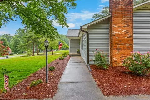 945 Rhine Rd, Germanton, NC 27019 photo 4