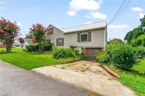 Exterior - 813 Carrick St, High Point, NC 27262 photo 8 of 8