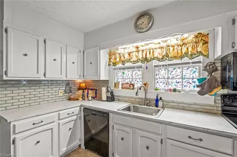 Kitchen - 813 Carrick St, High Point, NC 27262 photo 2 of 4