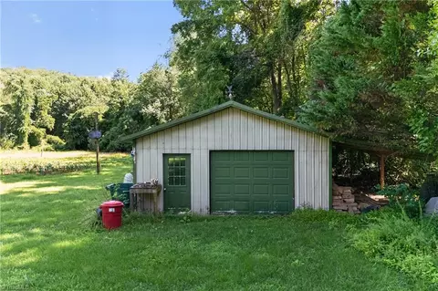 138 Eagle Valley Trl, Dobson, NC 27017 photo 11