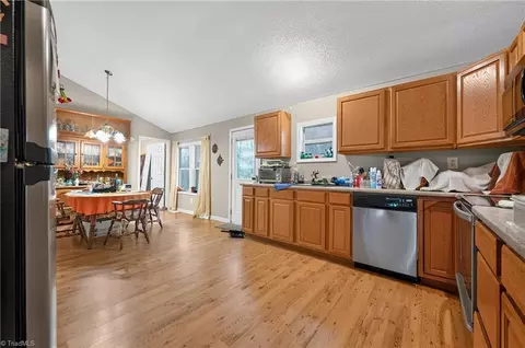 138 Eagle Valley Trl, Dobson, NC 27017 photo 16