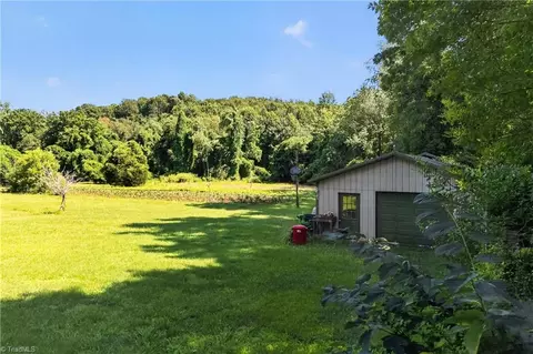 138 Eagle Valley Trl, Dobson, NC 27017 photo 39