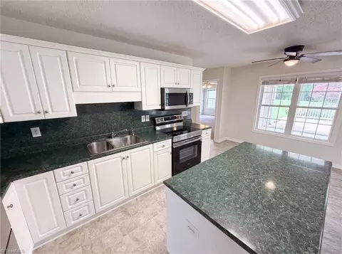 6404 Starlette Ln, Trinity, NC 27370 photo 9