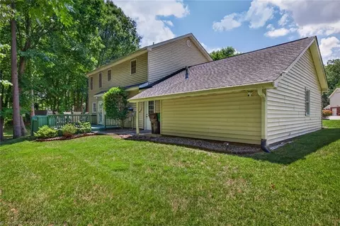 Exterior - 4000 Loch Mere Rd, High Point, NC 27265 photo 7 of 13
