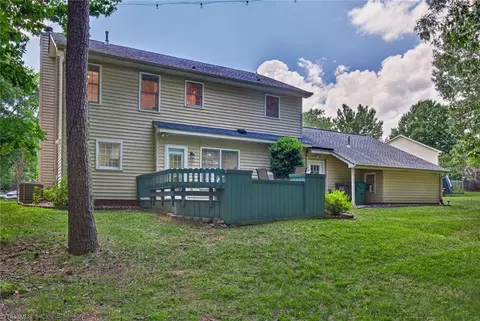 Exterior - 4000 Loch Mere Rd, High Point, NC 27265 photo 8 of 13