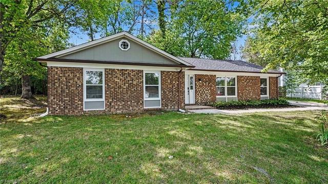 1 Judkins Ct, Greensboro, NC 27407
