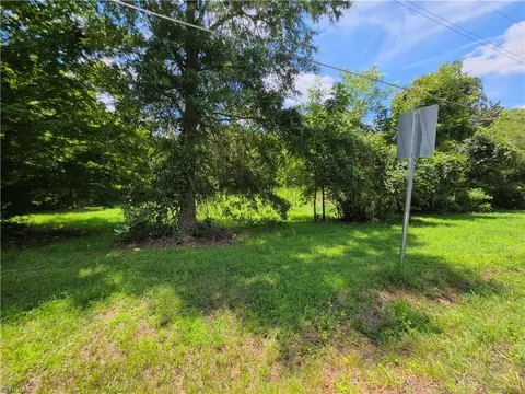417 Coe Ave, High Point, NC 27263 photo 5