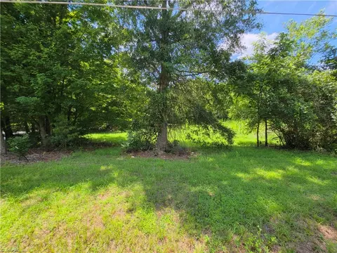 417 Coe Ave, High Point, NC 27263 photo 4