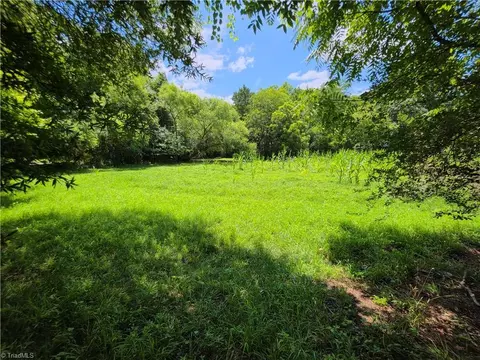 417 Coe Ave, High Point, NC 27263 photo 1
