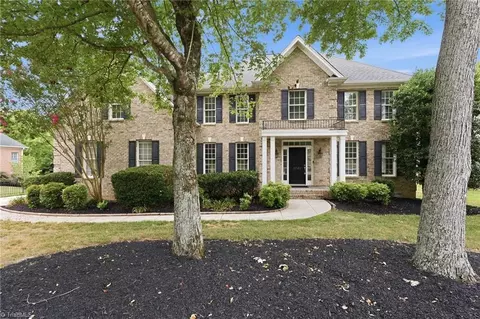 5703 Blue Heron Dr, Greensboro, NC 27455